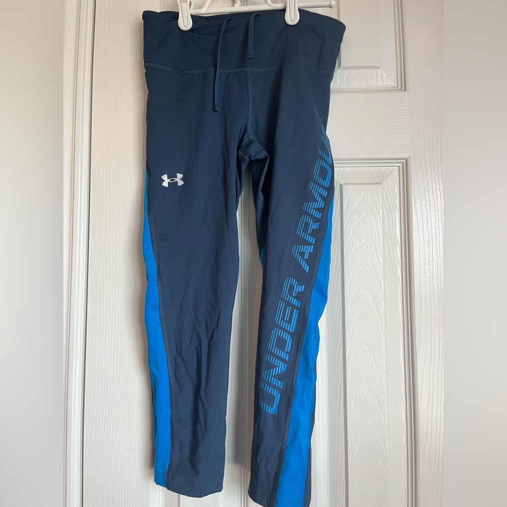 Under Armour Gray and Blue Performance cropped Leggings